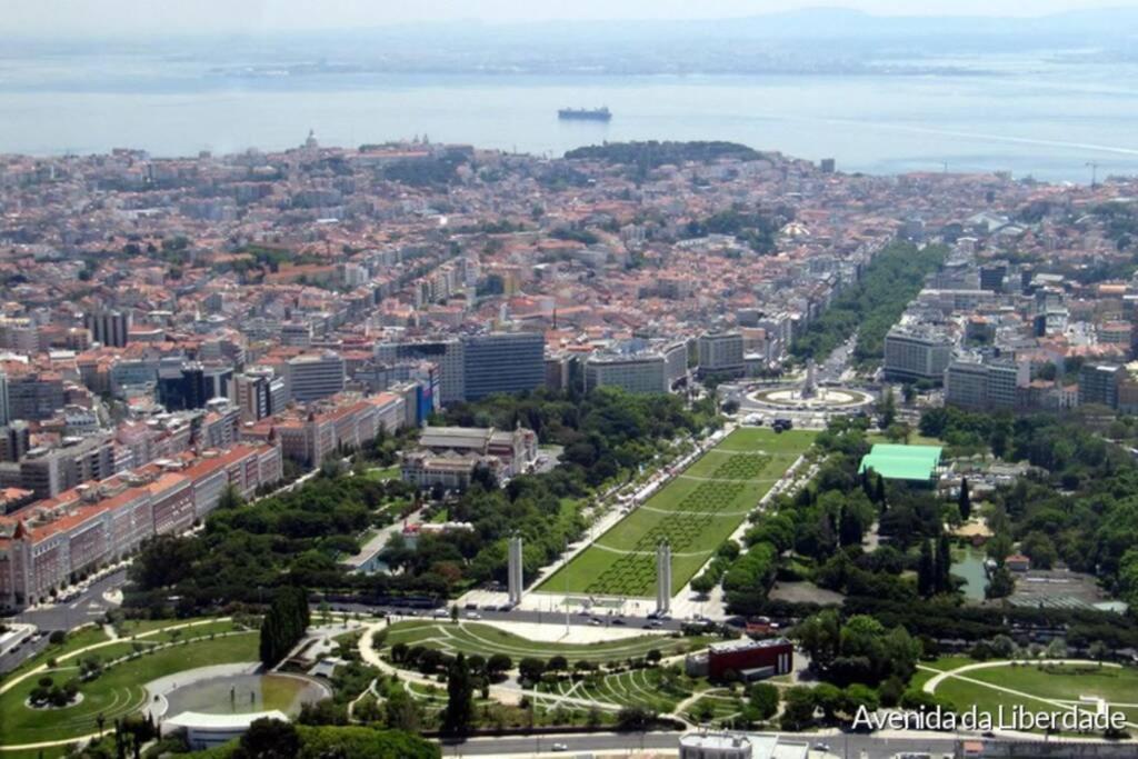 Av. Da Liberdade Comfortable Apt With Balcony Lisboa Eksteriør bilde