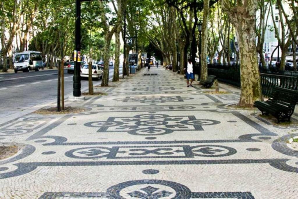 Av. Da Liberdade Comfortable Apt With Balcony Lisboa Eksteriør bilde